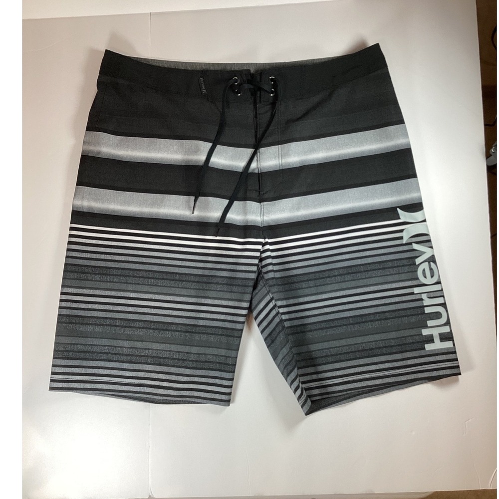Hurley Phantom Board Shorts Men's Size 31 Black Gray Striped EUC
